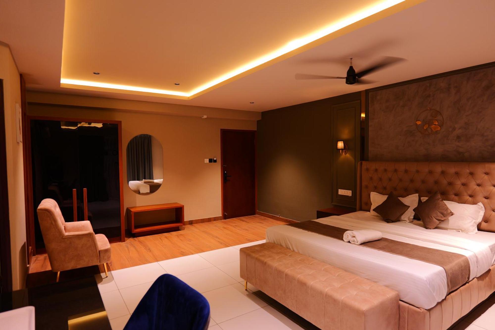 Kannangad Hotel Classico International מראה חיצוני תמונה