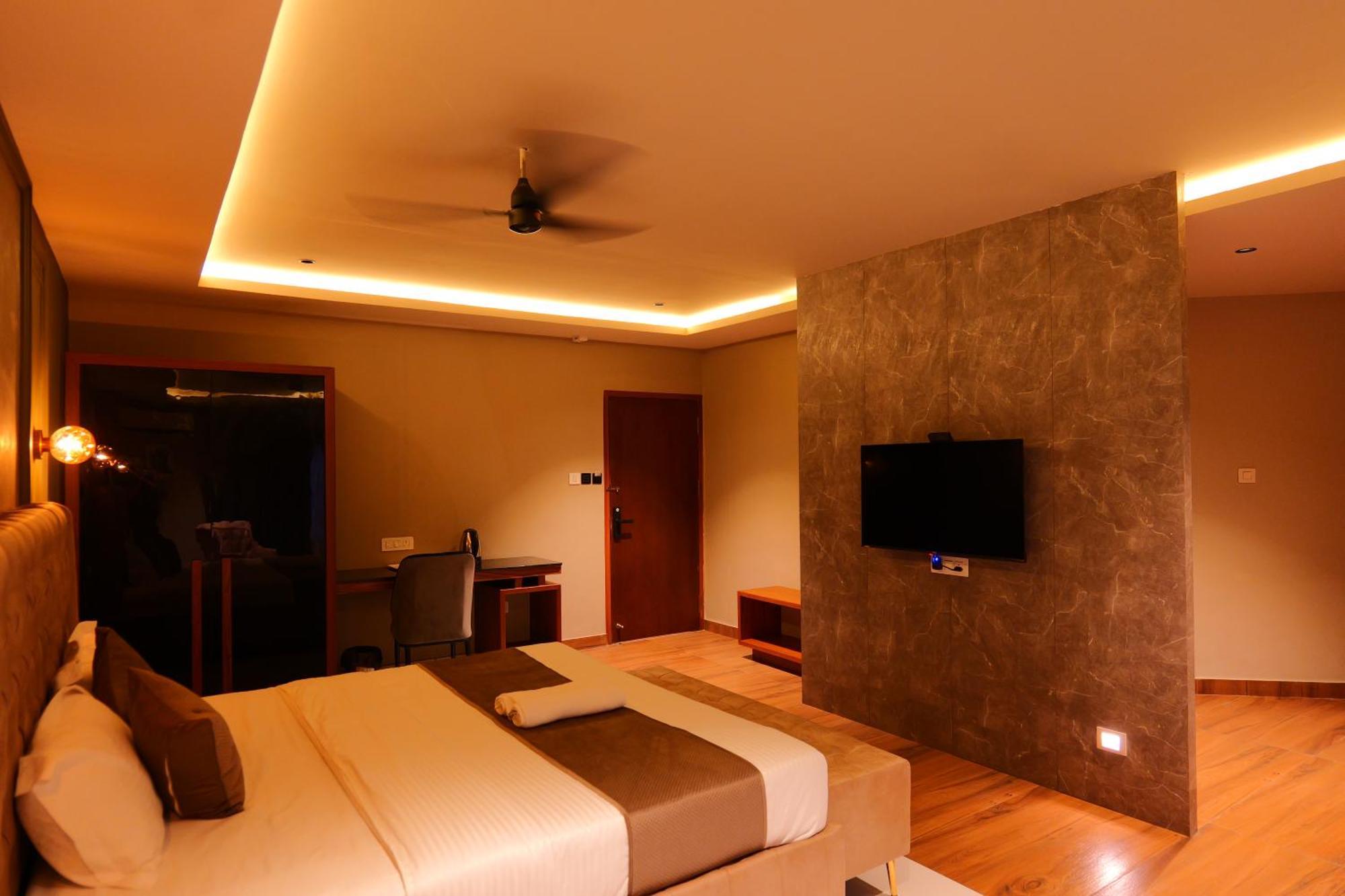 Kannangad Hotel Classico International מראה חיצוני תמונה