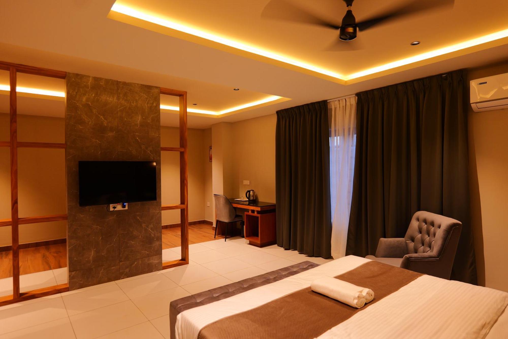 Kannangad Hotel Classico International מראה חיצוני תמונה